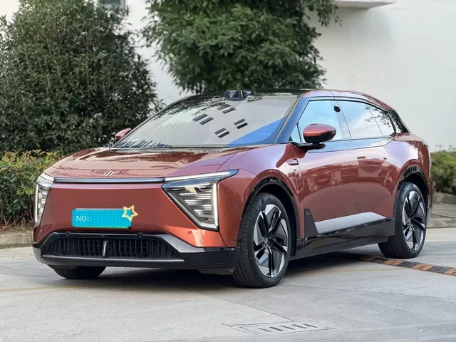 HiPhi Y 2023 810km Long Range Edition