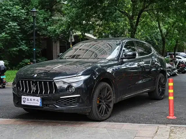 Maserati Levante 2022 2.0T GT Edge Edition