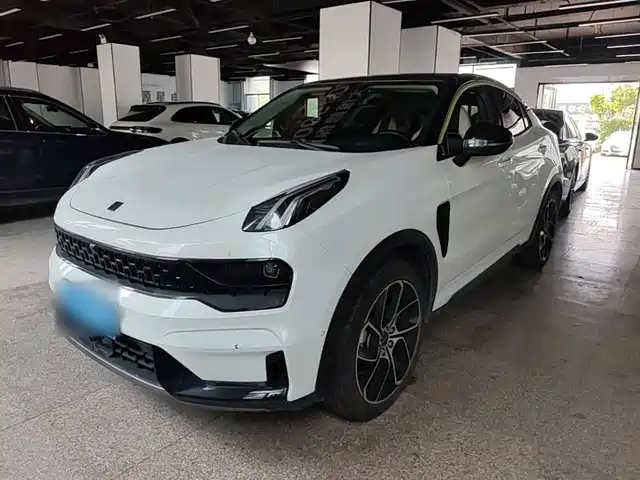 Lynk & Co 05 2020 2.0TD 2WD Shine Halo