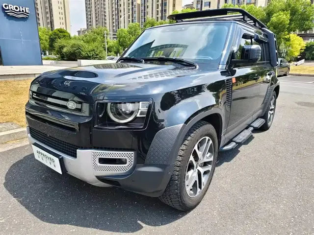 Land Rover Defender 2023 Facelift 110 3.0T P400 Dark Special Edition