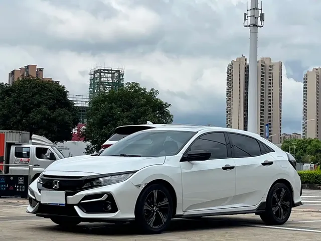 Honda Civic 2021 HATCHBACK 220TURBO CVT Trendy Cool