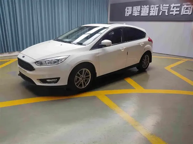 Ford Focus 2018 Hatchback Classic EcoBoost 180 Automatic Elite