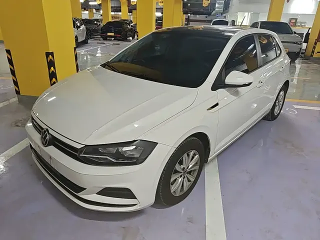 Volkswagen Polo 2021 Plus 1.5L Automatic Colorful Tech Edition