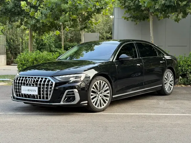 Audi A8 2024 Model A8L 45 TFSI quattro Luxury
