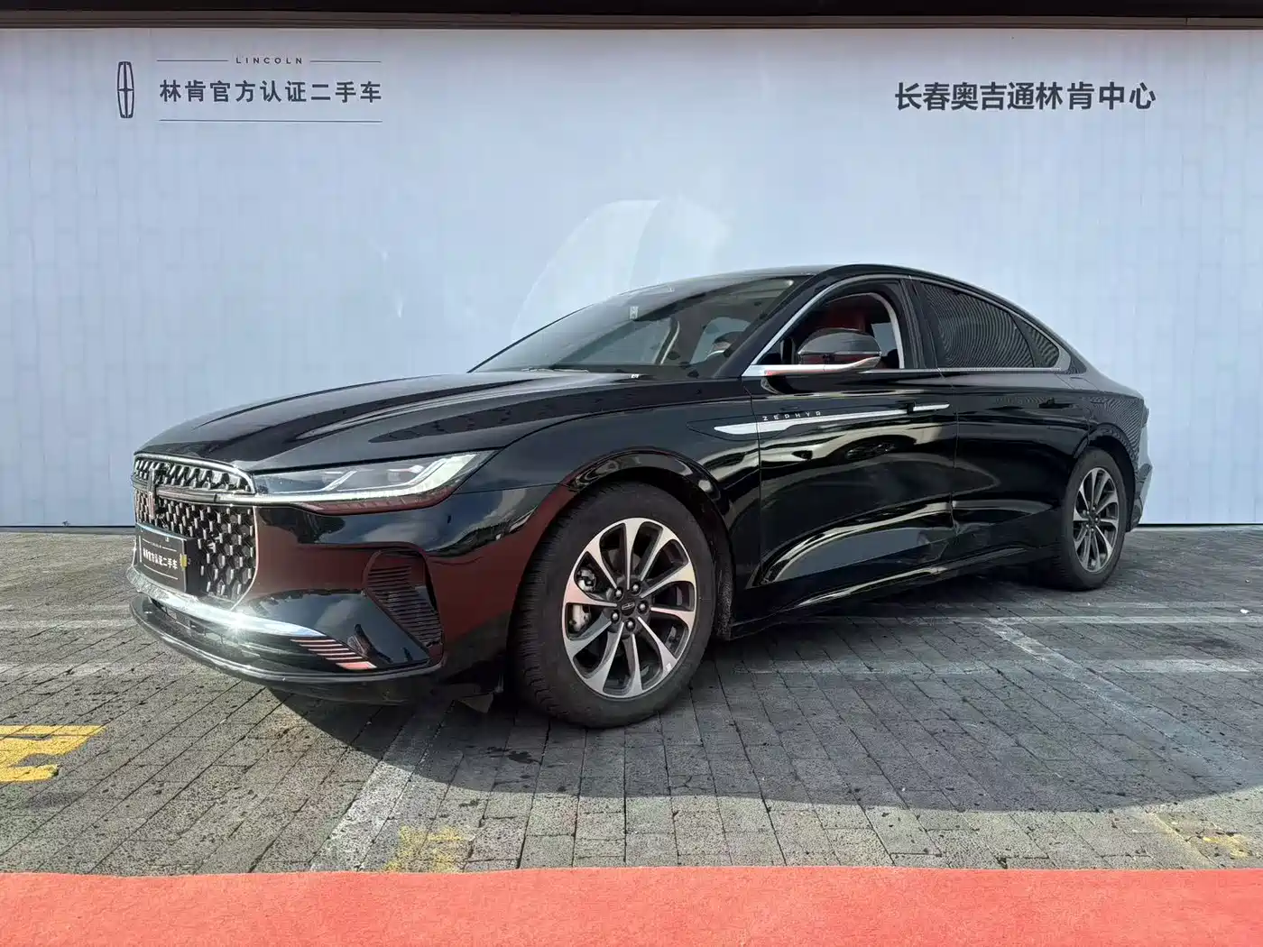Lincoln Z 2024 2.0T Premium Edition