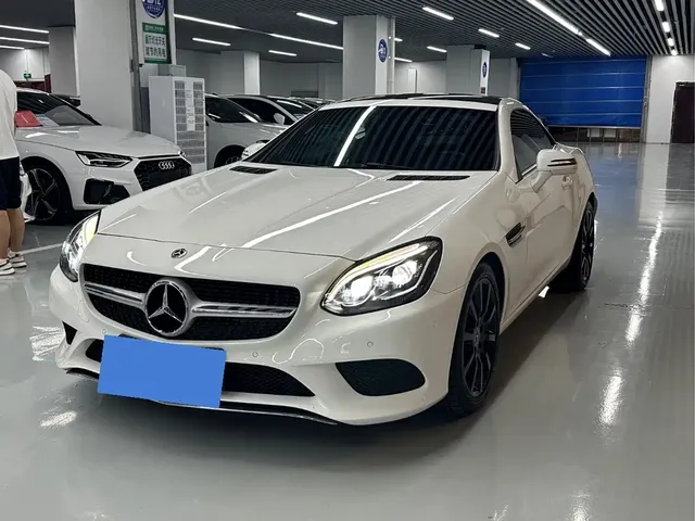 Mercedes-Benz SLC 2018 SLC 260 Dynamic