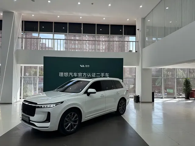 Li Auto Li ONE 2020 Extended Range 6-seater