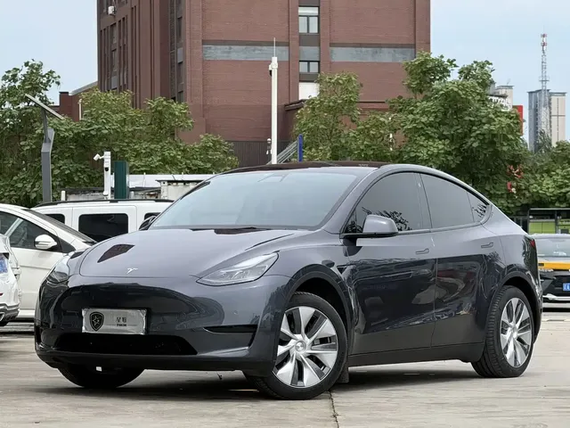Tesla Model Y 2022 Facelift Rear-Wheel Drive Version