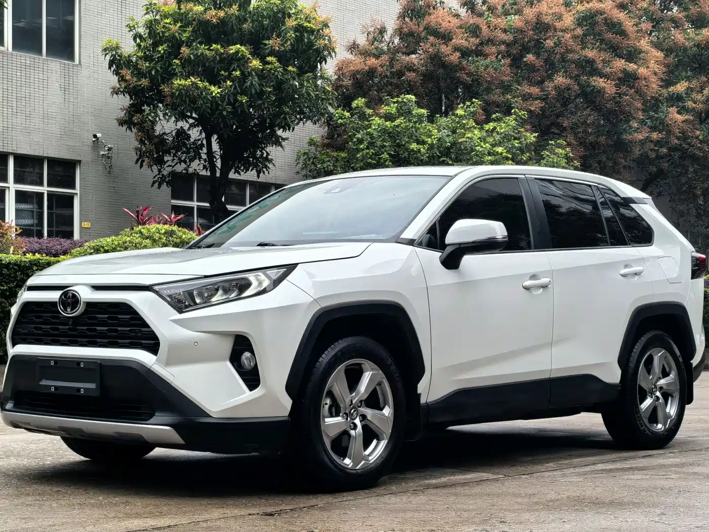 Toyota RAV4 Rongfang 2023 2.0L CVT 2WD Urban Edition