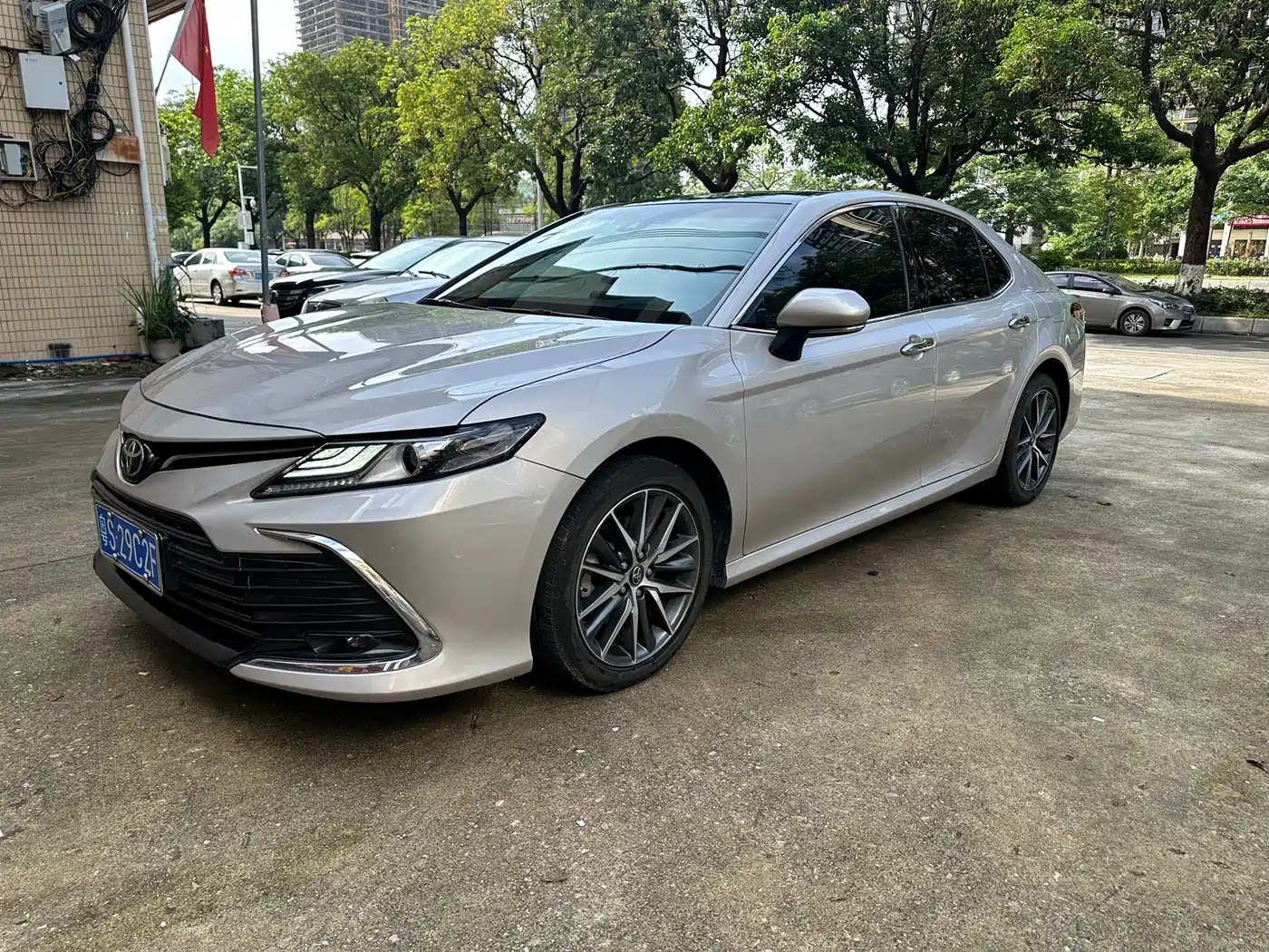 Toyota Camry 2021 2.5G Luxury Edition
