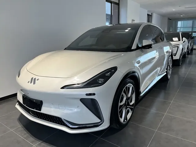 IM Motors IM LS7 2023 Model 90kWh Elite RWD Edition