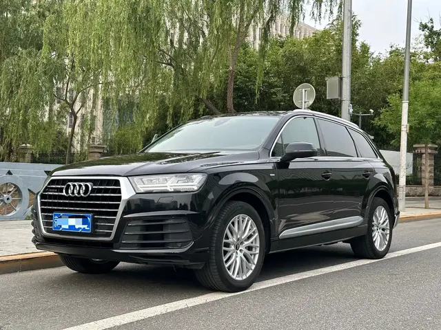 Audi Q7 2018 45 TFSI S line Sport