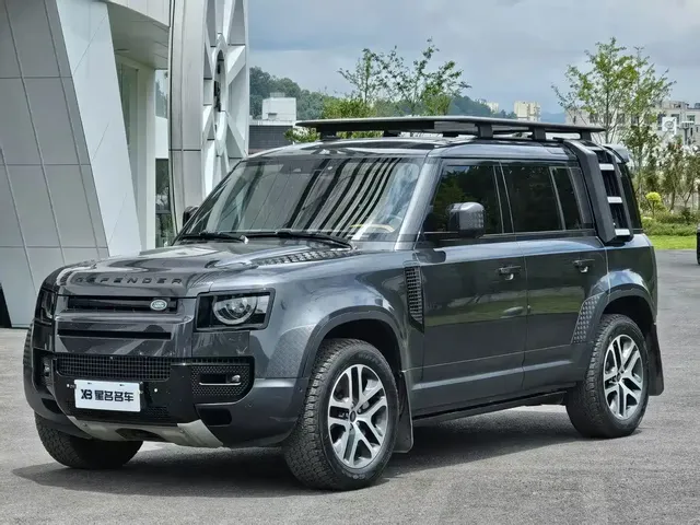 Land Rover Defender 2024 110 3.0T P400 Dark Special Edition