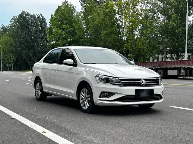 Volkswagen Jetta 2017 1.5L Automatic Luxury