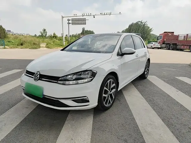 Volkswagen Golf 2020 Beloved Edition 280TSI DSG Comfort