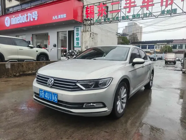 Volkswagen Magotan 2018 330TSI DSG Leading