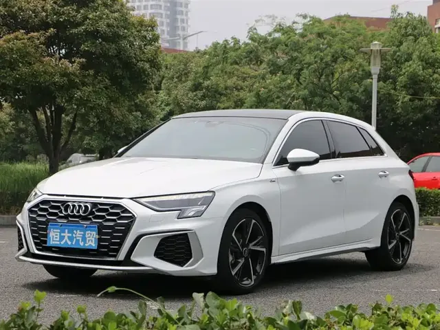 Audi A3 2023 Sportback 35 TFSI Fashion Sport