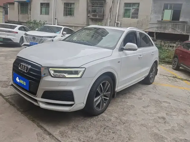 Audi Q3 2018 30 TFSI Fashion Collector's Edition