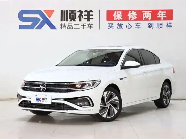 Volkswagen Bora 2023 300TSI DSG Premium Edition