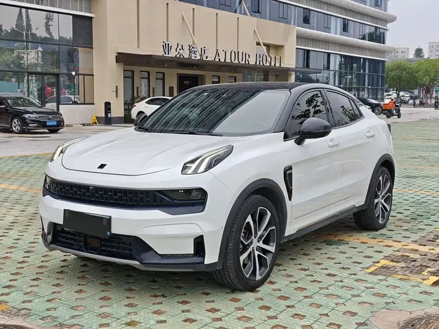 Lynk & Co 05 2022 2.0TD 4WD Power Halo