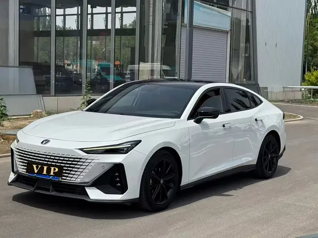 Changan UNI-V 2022 1.5T Premium Model