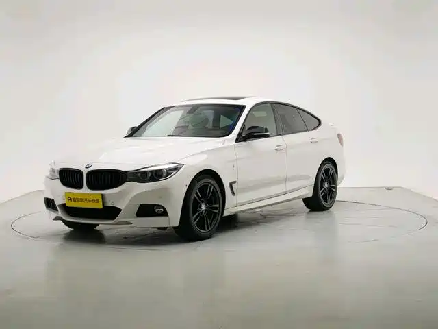 BMW 3 Series GT 2020 320i M Sport Black Night Edition