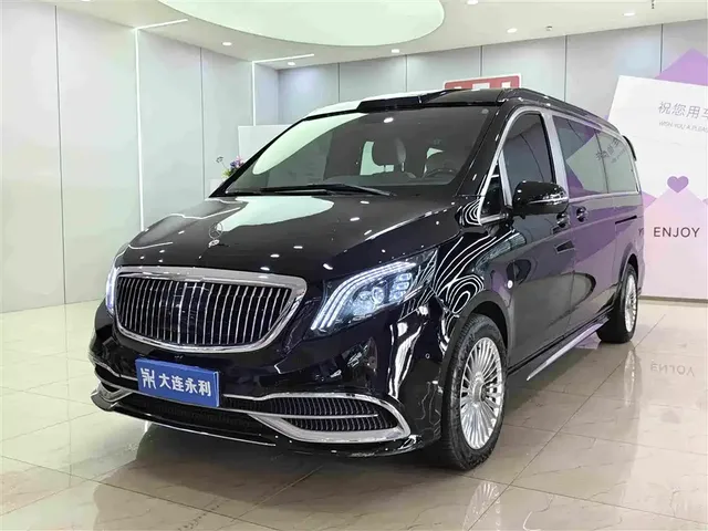 Mercedes-Benz Vito 2023 2.0T Business 7-Seater