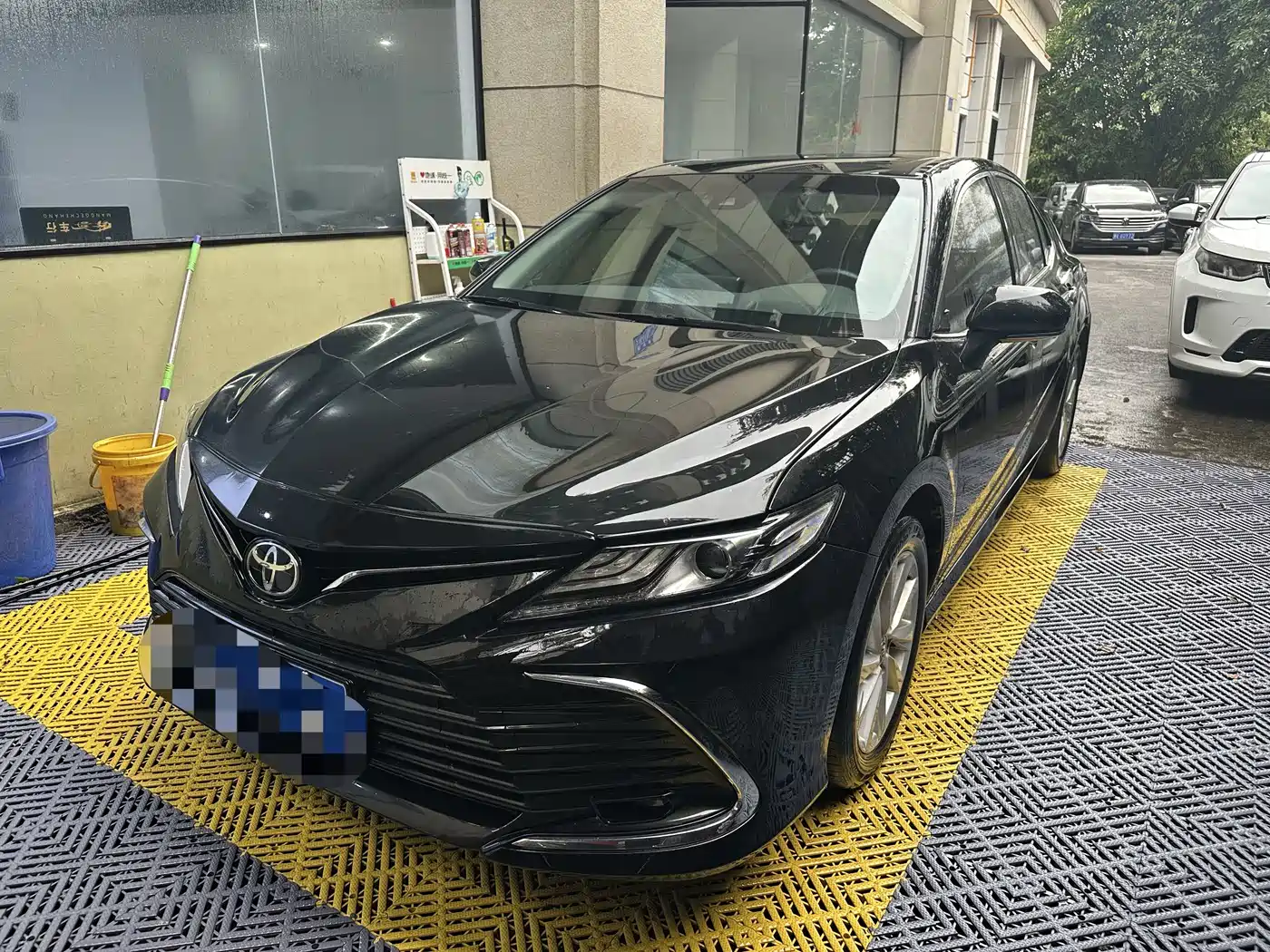 Toyota Camry 2021 2.0G Luxury Edition