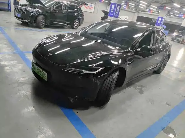 Tesla Model 3 2023 Rear-Wheel Drive