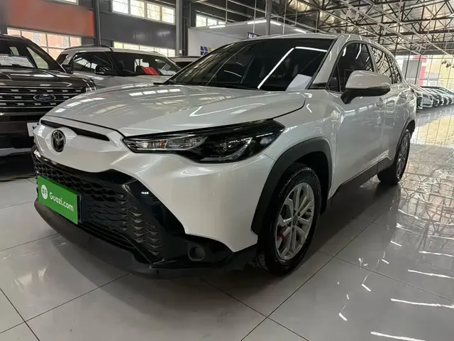 Toyota Frontlander 2022 2.0L CVT Leading Edition