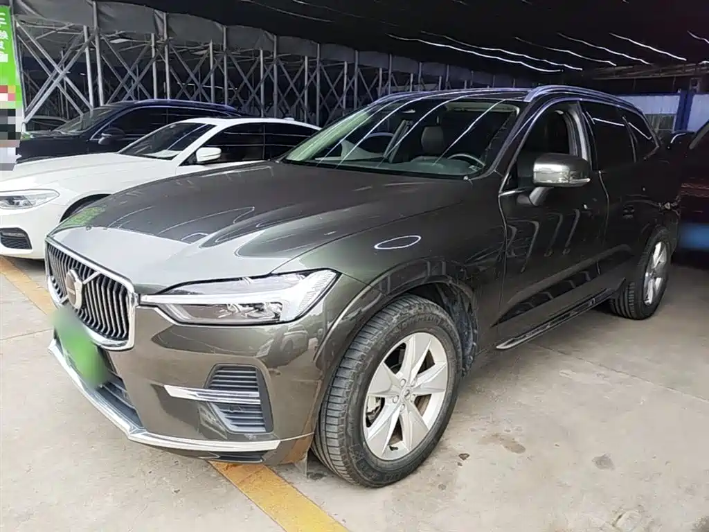 Volvo XC60 2023 B5 AWD Smart Luxury Edition