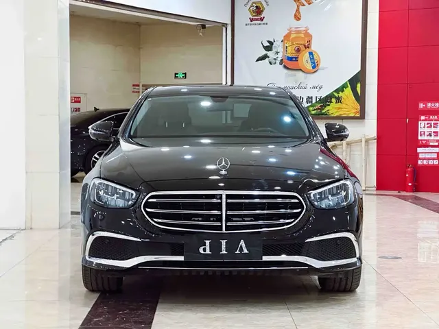 Mercedes-Benz E-Class 2022 E 300 L Fashion