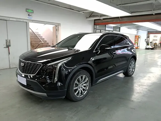Cadillac XT4 2018 28T FWD Leading Edition