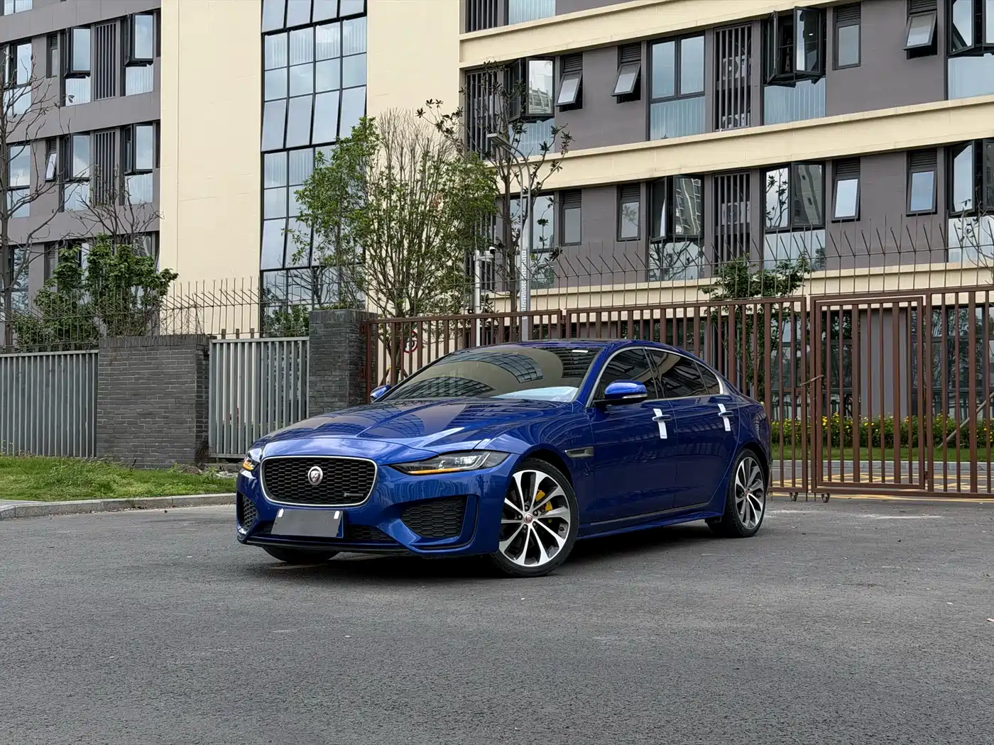 Jaguar XEL 2020 2.0T 200PS R-DYNAMIC Youth Sport Edition