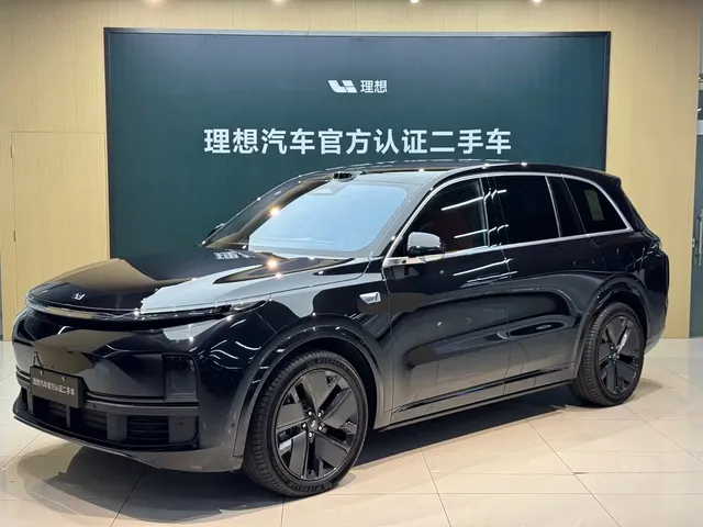 Li Auto Li L8 2025 Max Smart Renewal Edition