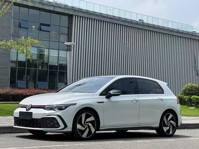 Volkswagen Golf GTI 2023 380TSI DSG GTI