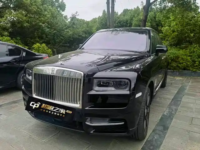 Rolls-Royce Cullinan 2024 5-Seater