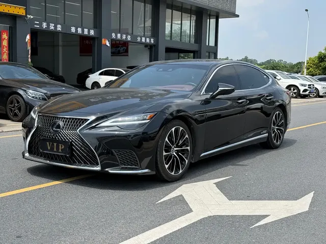 Lexus LS 2021 500h Executive Edition