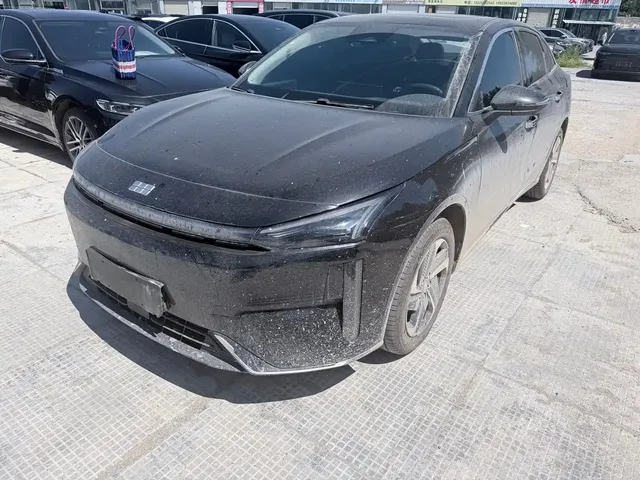 Geely Galaxy L6 2025 EM-i 140km Explorer+ Edition