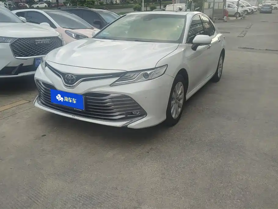 Toyota Camry 2019 Facelift 2.0G Luxury Edition