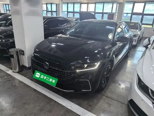 Volkswagen Passat 2024 380TSI Starlight Dragon Soaring Edition