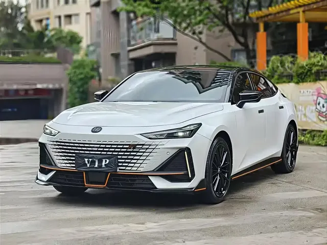 Changan UNI-V 2023 1.5T Sport Edition