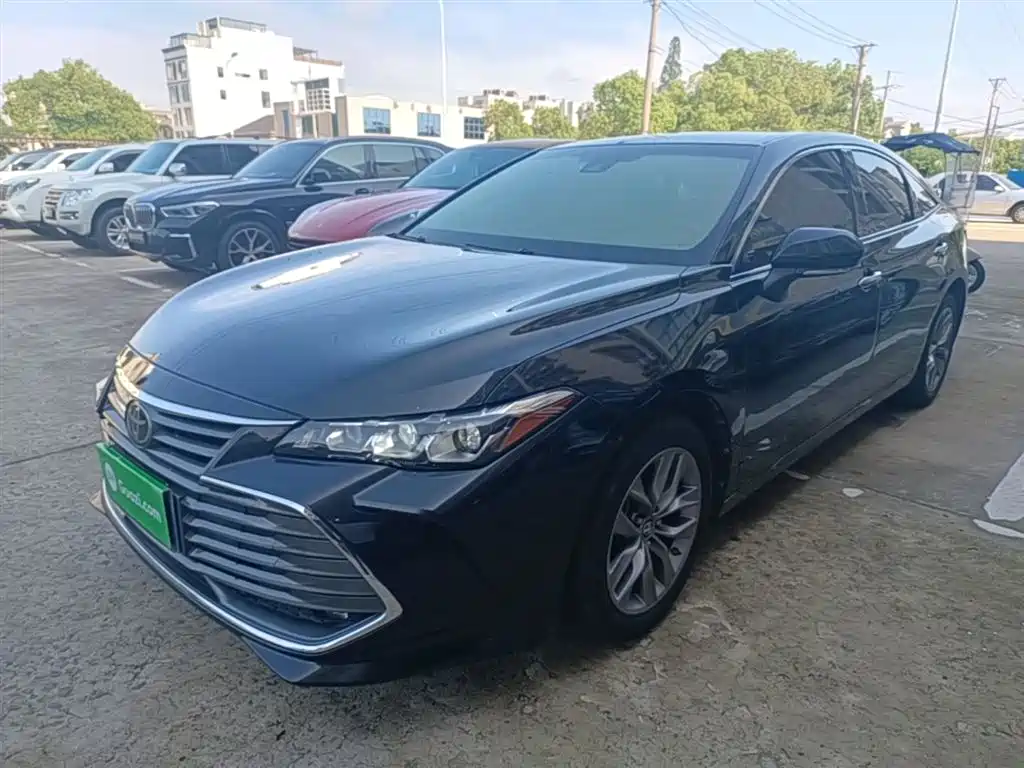 Toyota Avalon 2019 2.0L Luxury Edition (China VI)