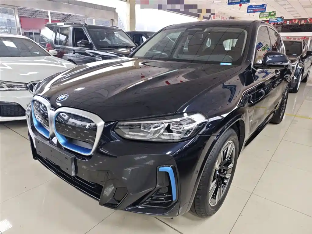 BMW iX3 2022 Leading Edition