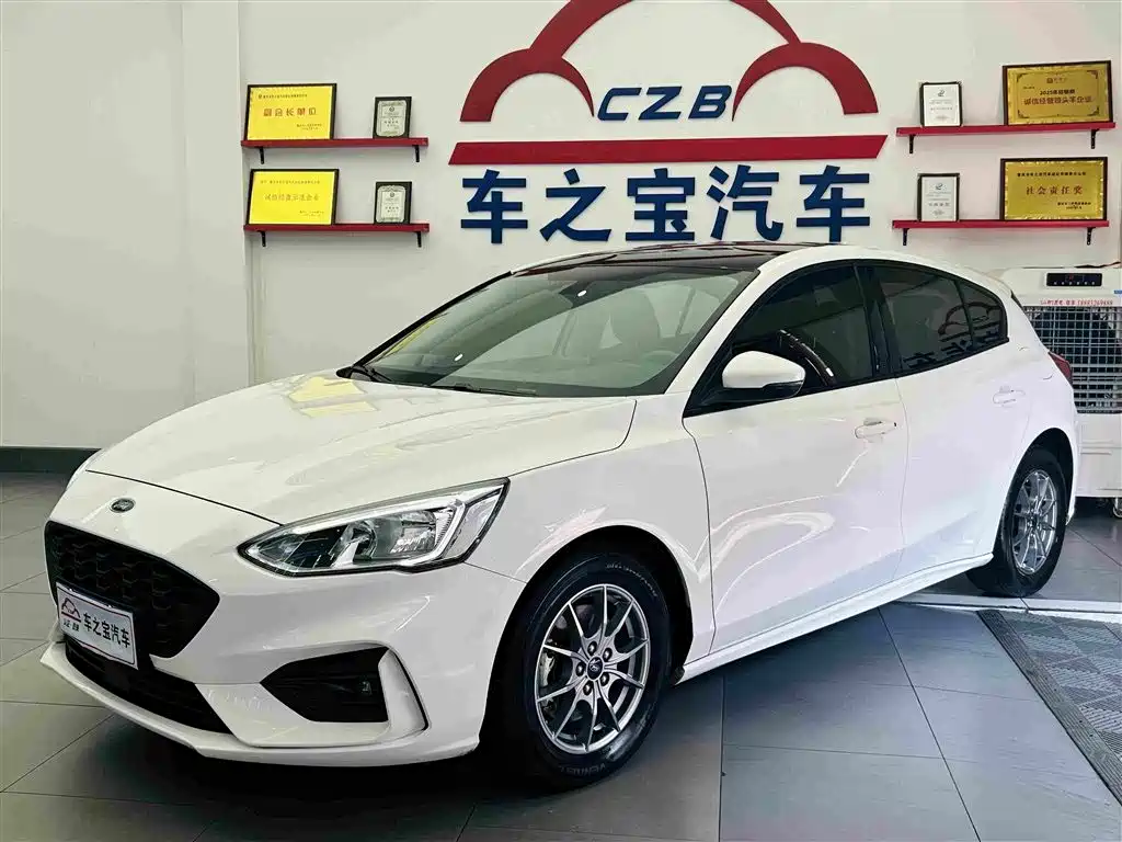 Ford Focus 2020 Hatchback EcoBoost 180 Auto Trend Edition