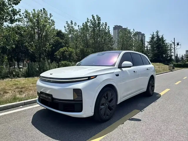 Li Auto L7 2023 Pro