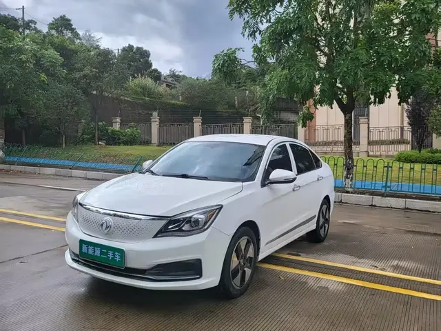 Dongfeng Aeolus Dongfeng Fengshen E70 2021 Facelift 500 Pro Premium Edition