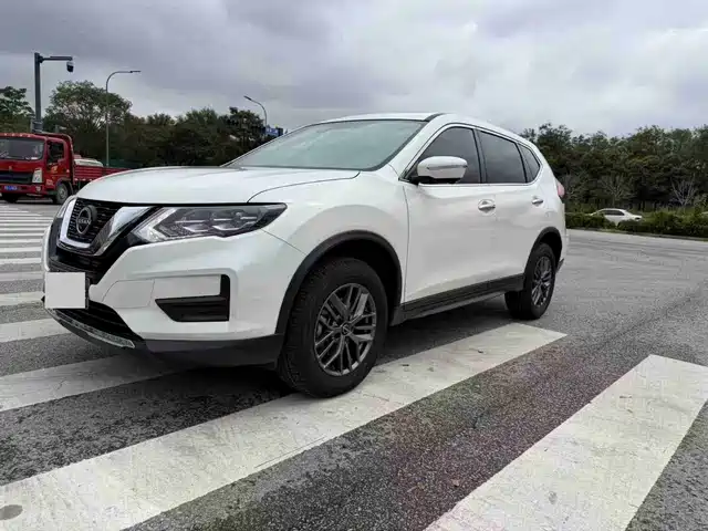 Nissan X-Trail 2025 Honor 2.0L 2WD Leading Edition