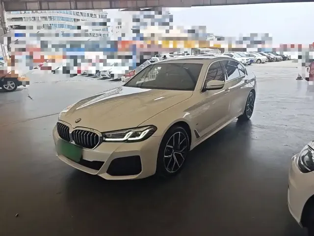 BMW 5 Series 2022 Facelift II 530Li Premium Package M Sport