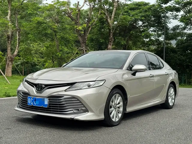 Toyota Camry 2019 Facelift 2.0G Luxury Edition